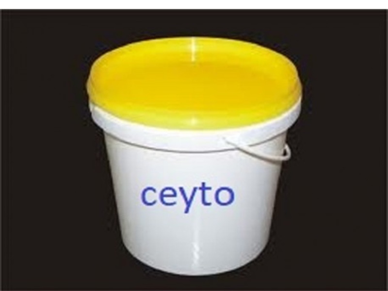 Çim Halı Tutkalı